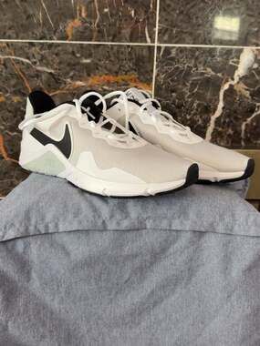 Nike Legend Essential 3 Training Shoes White Black